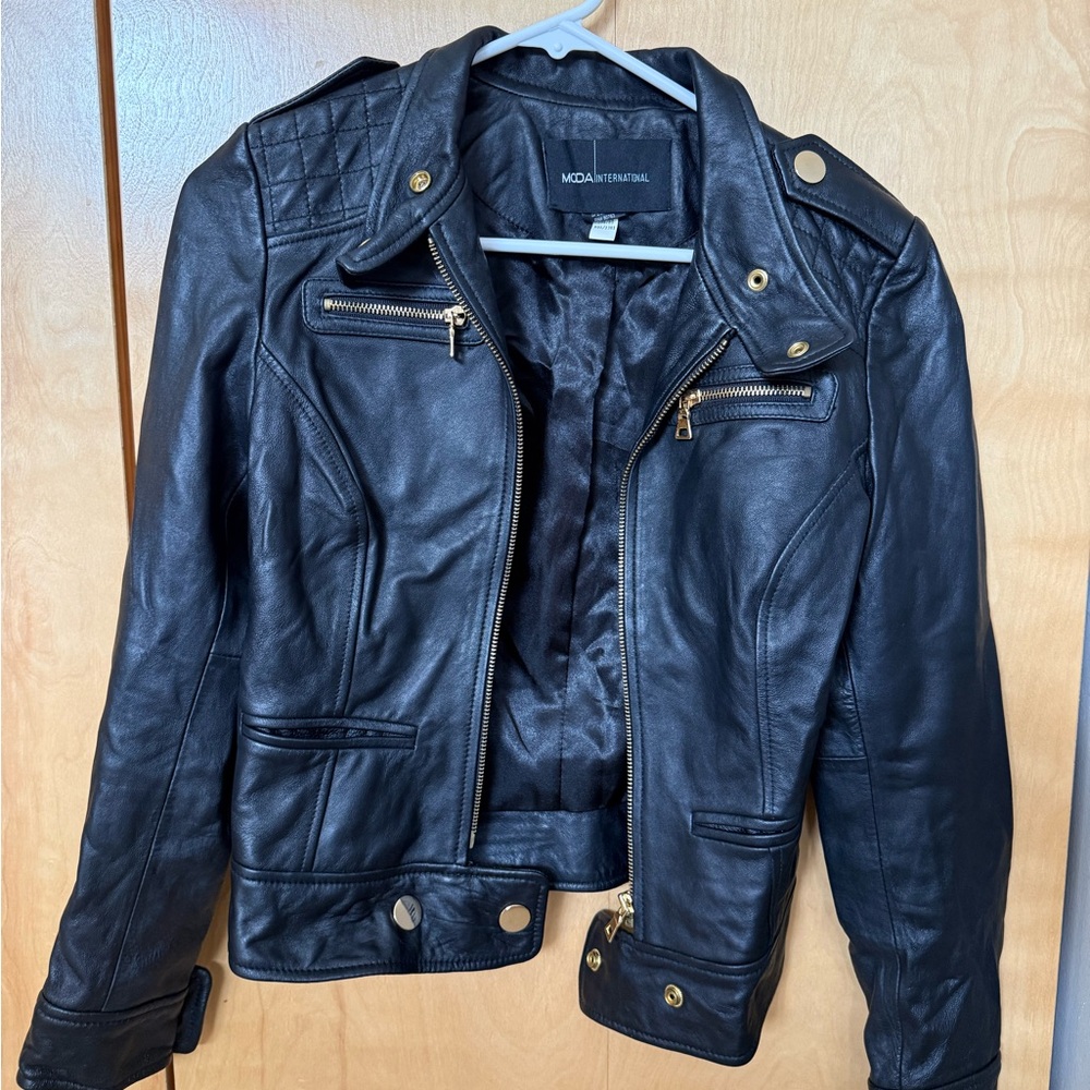 Women's Leather Moto Jacket with Gold Hardware - Picture 6 of 10